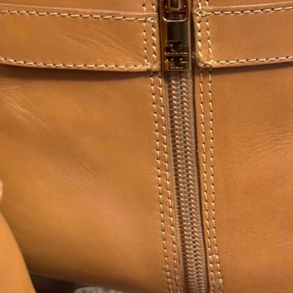 TORY BURCH Bristol Ankle Boots Tan Leather Sz 10.5
Reg $395 - Picture 5 of 8